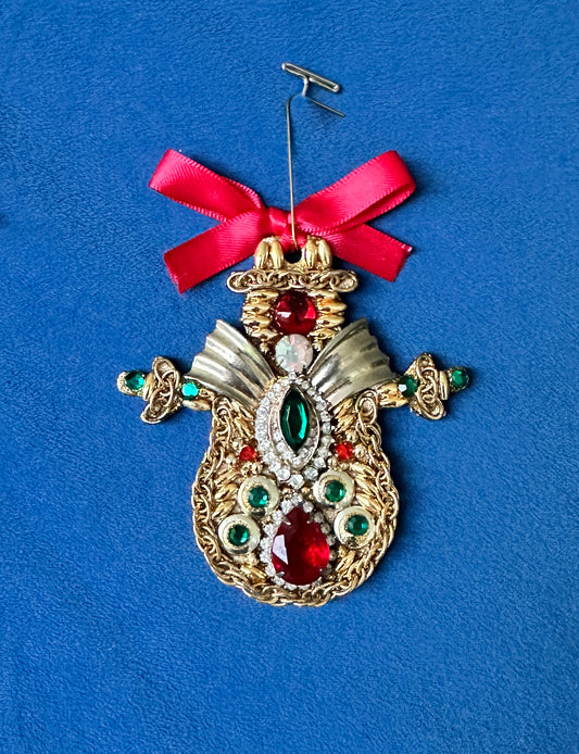 Emerald Shawl Ornament