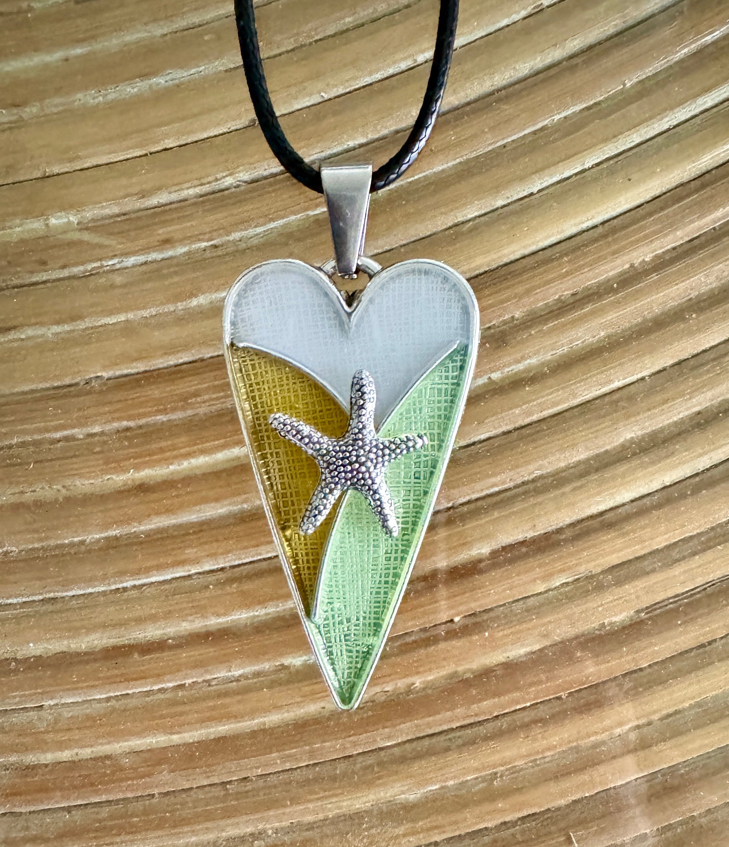 Green Yellow and White Heart Resin Necklace